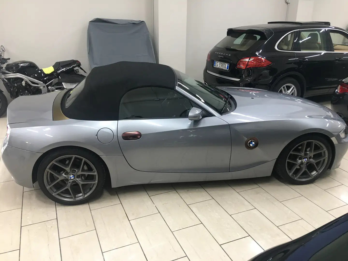 BMW Z4 2.5 , 6 marce, 18”, alcantara ….. Grigio - 1