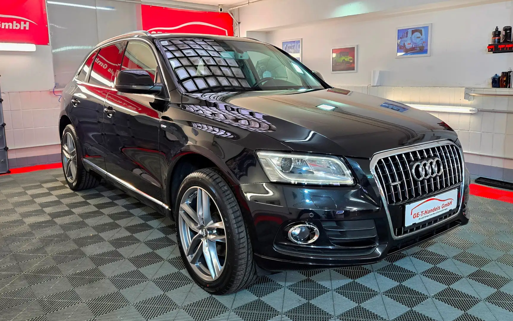Audi Q5 2,0 TDI Quattro Sport-line Aut. LED Leder Schwarz - 2