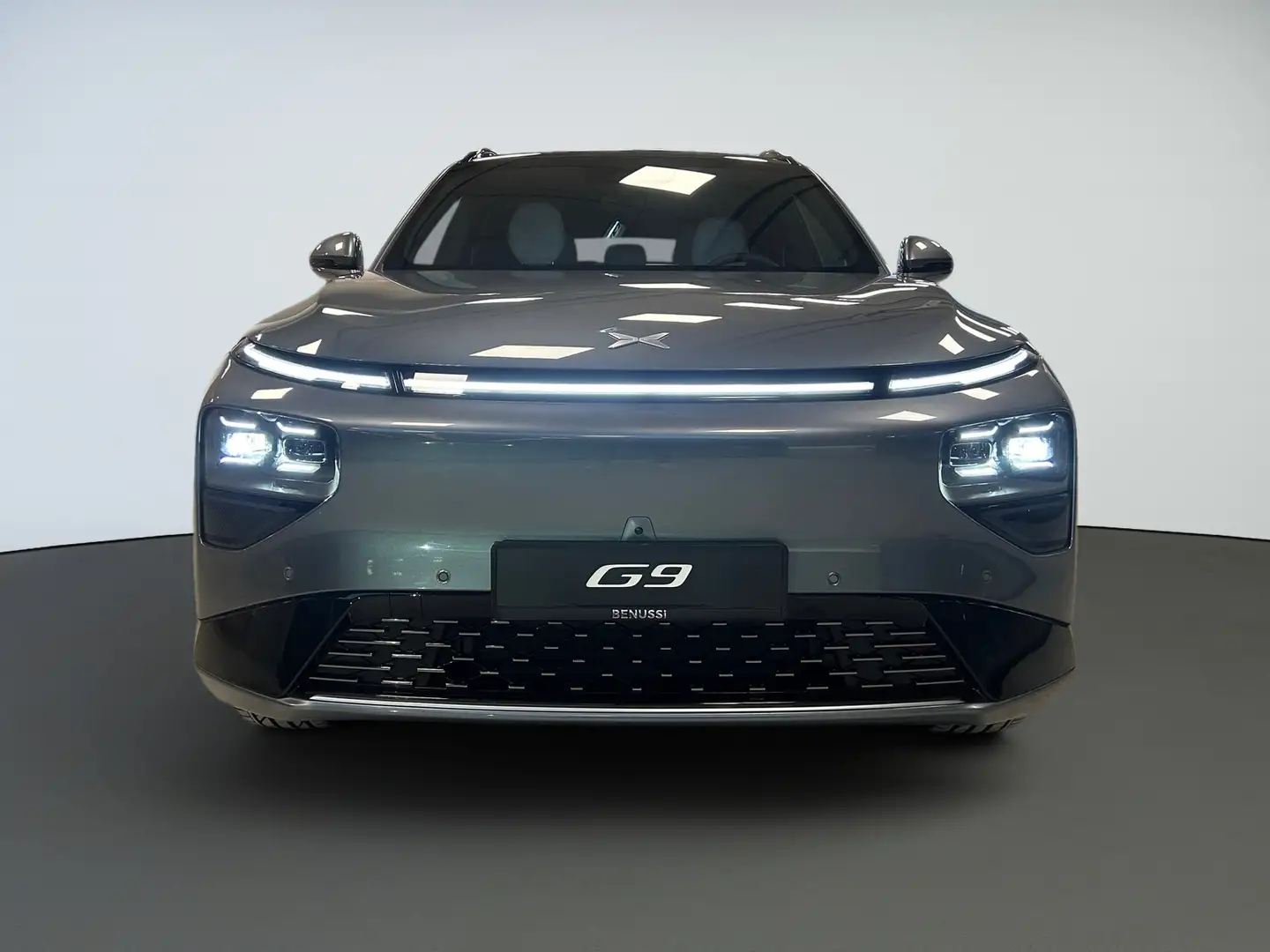 Xpeng G9 Long Range RWD - 2