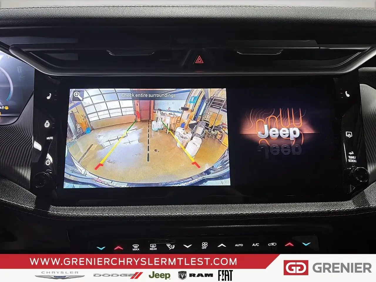 Jeep Cherokee снимка Jeep Cherokee