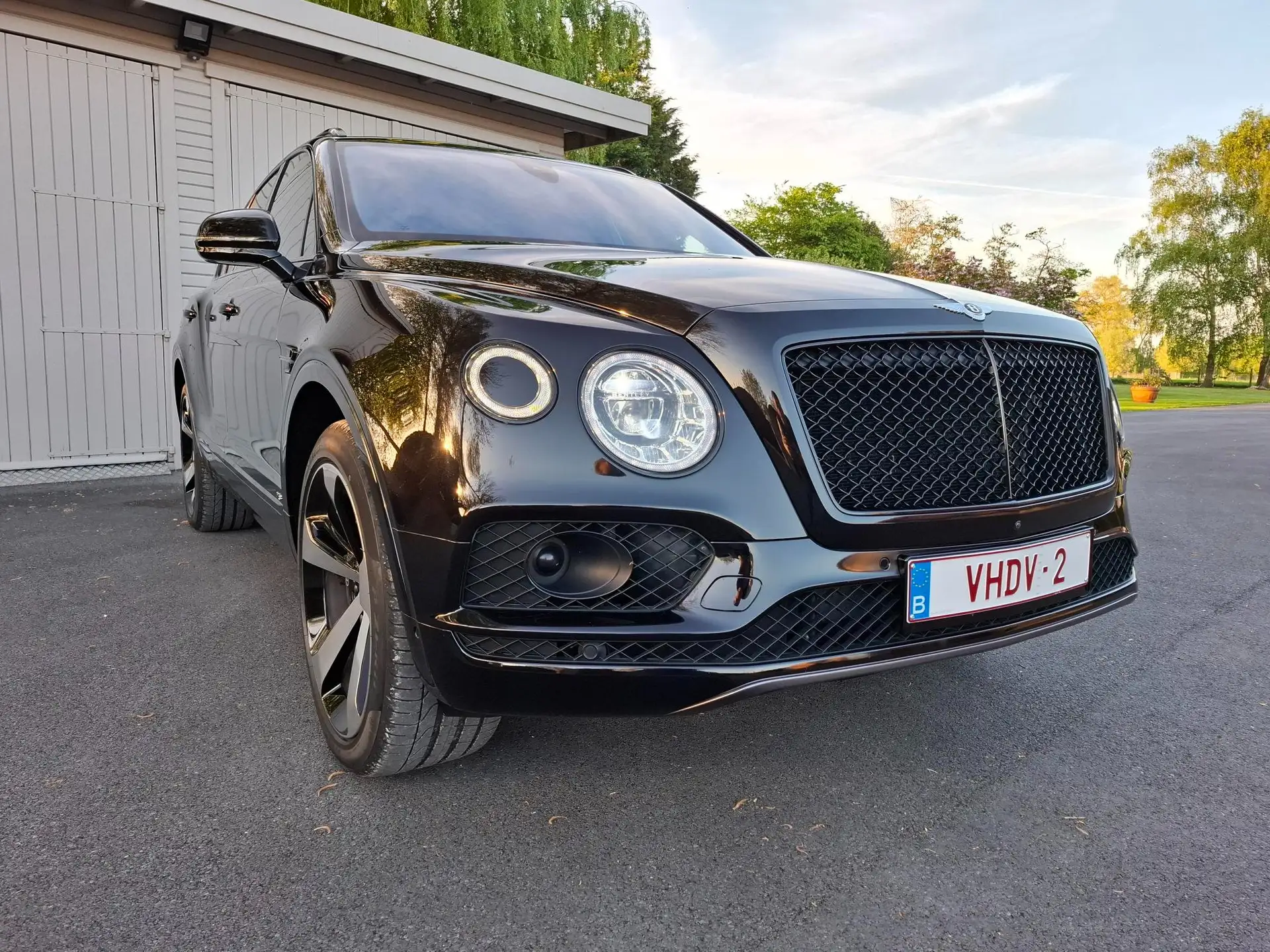 벤틀리 Bentley Bentayga 2019 검정 사진 4