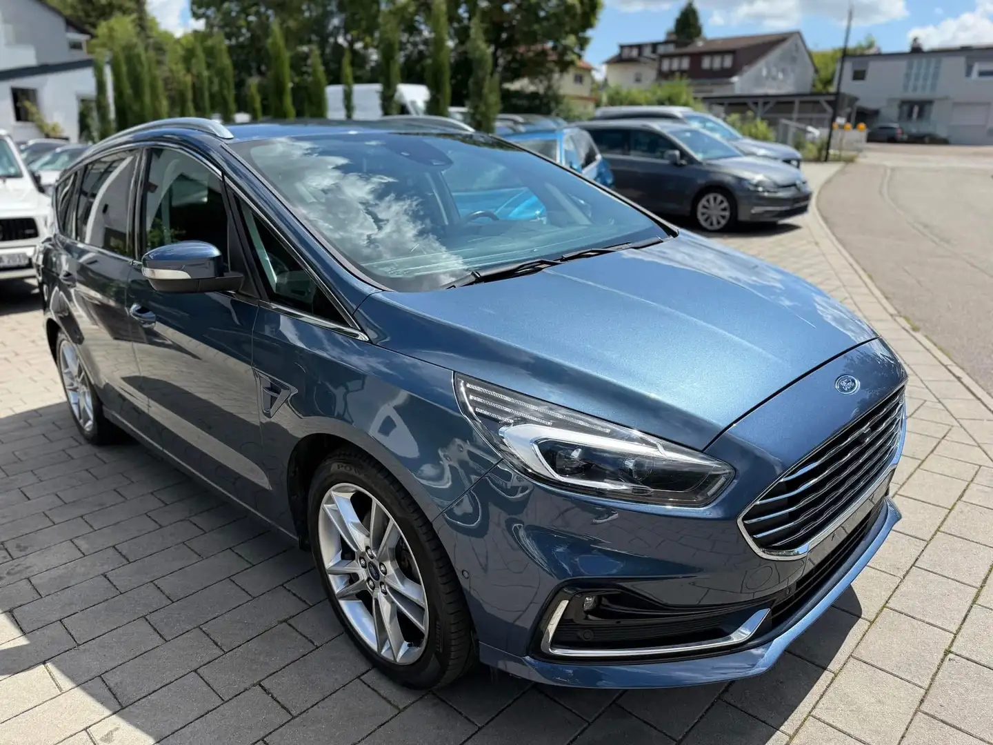 Ford S-Max Titanium Azul - 1