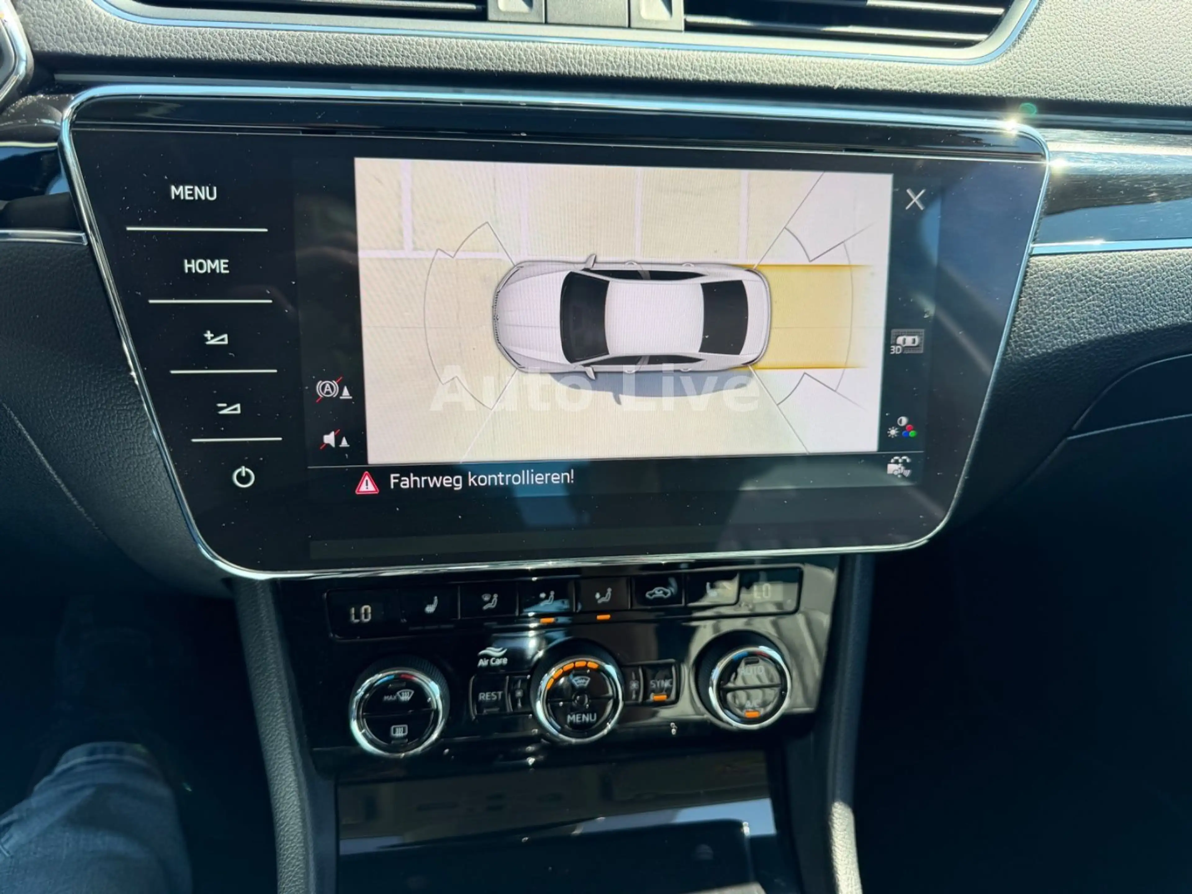 Skoda Superb 2.0 TDI DSG*L&K*VIR*PANO*MATRIX*AHK*360! — photo 13
