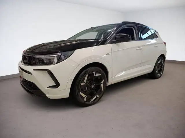 Opel Grandland X Grandland GSe Plug-in Hybrid4 4X4,18",ACC,360°