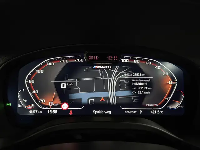 BMW X3 view 13