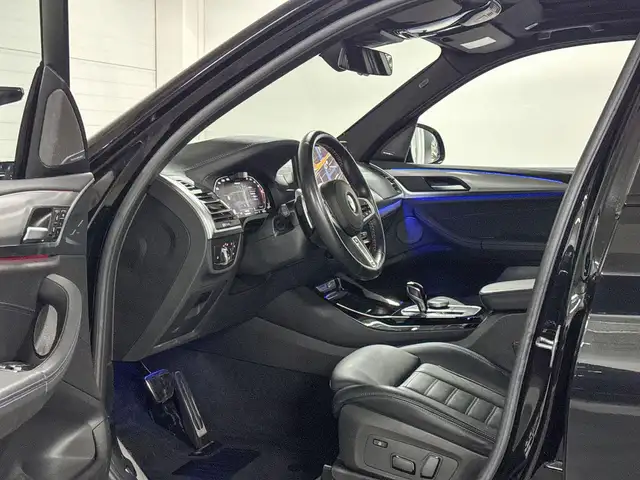 BMW X3 view 8