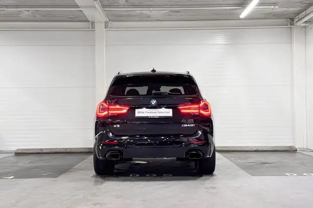 BMW X3 view 7