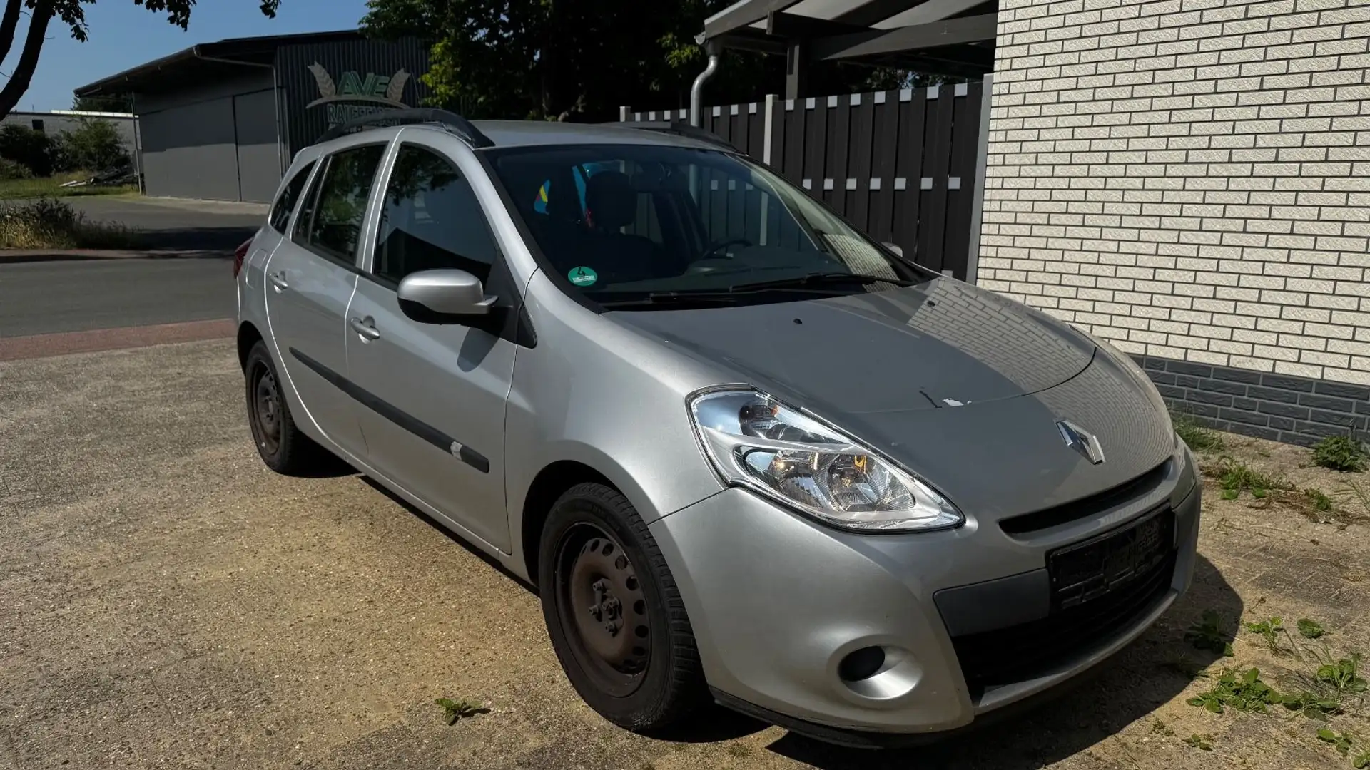 Renault Clio Grandtour 1.5 dCi Expression |KLIMA |TÜV/AU Grau - 1