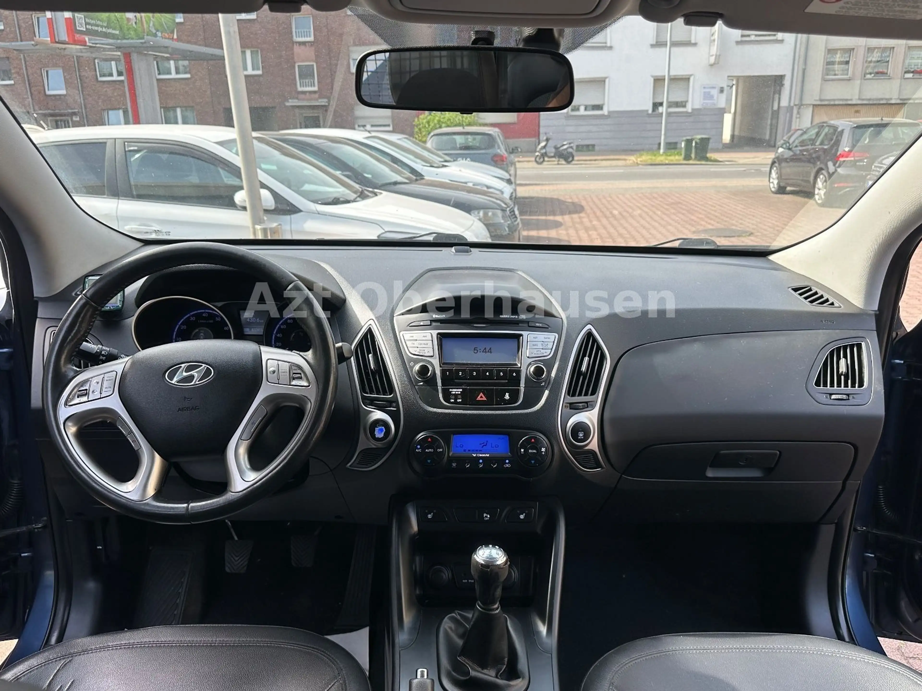 Hyundai iX35 Style 2WD*NUR 61TKM*1.HAND*TÜV 05/28* — photo 9