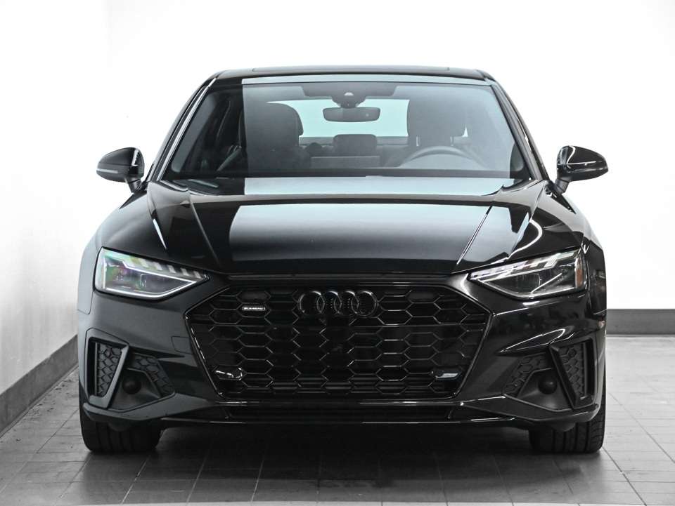 2025 Audi A4 2.0T PROGRESSIV QUATTRO //COMPETITION PACKAGE// — photo 1