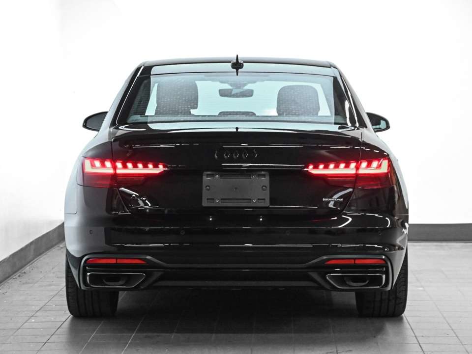 2025 Audi A4 2.0T PROGRESSIV QUATTRO //COMPETITION PACKAGE// — photo 1