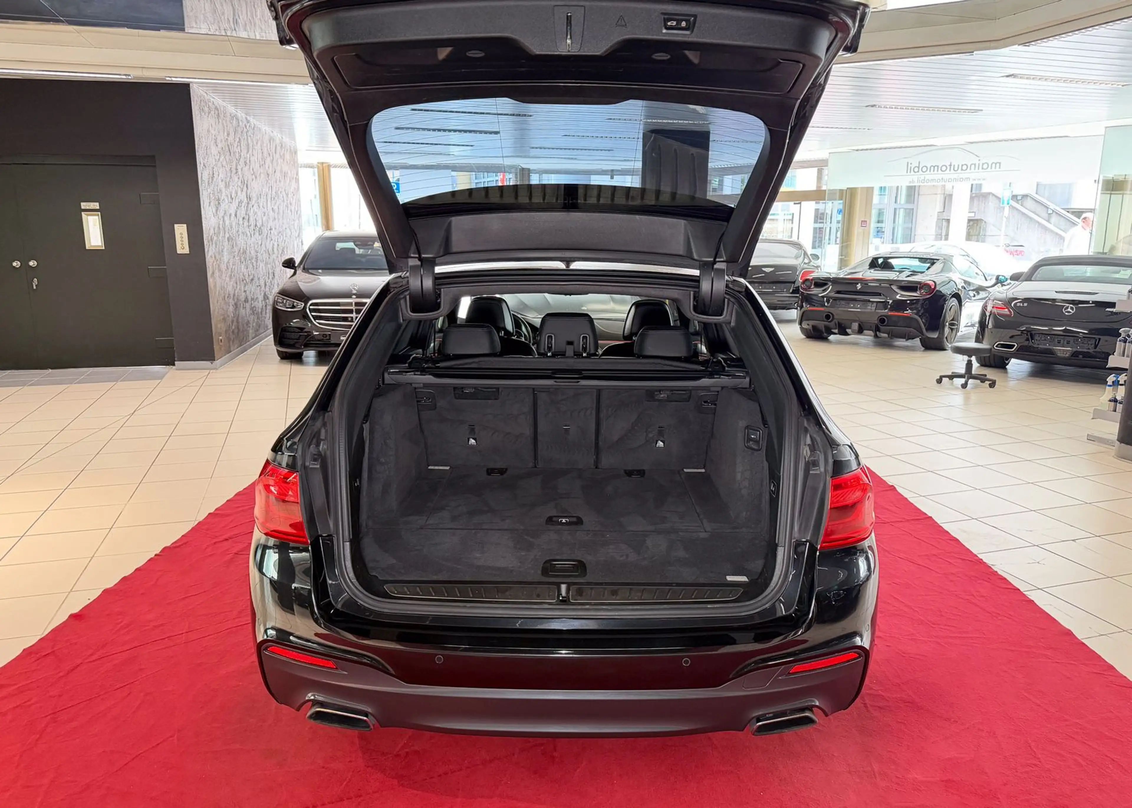 BMW 540 xd M-PAKET MWST ACC HUD HarmKardon Keyless — photo 33