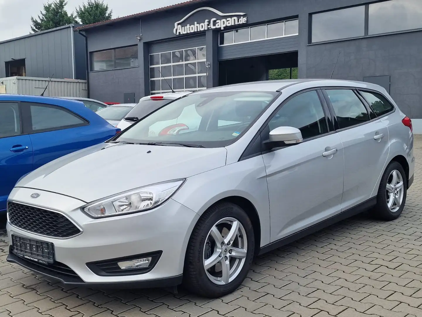 Ford Focus Focus Turnier Business/PDC/SHZ/Eu6/2.Ha/ZV Argento - 1