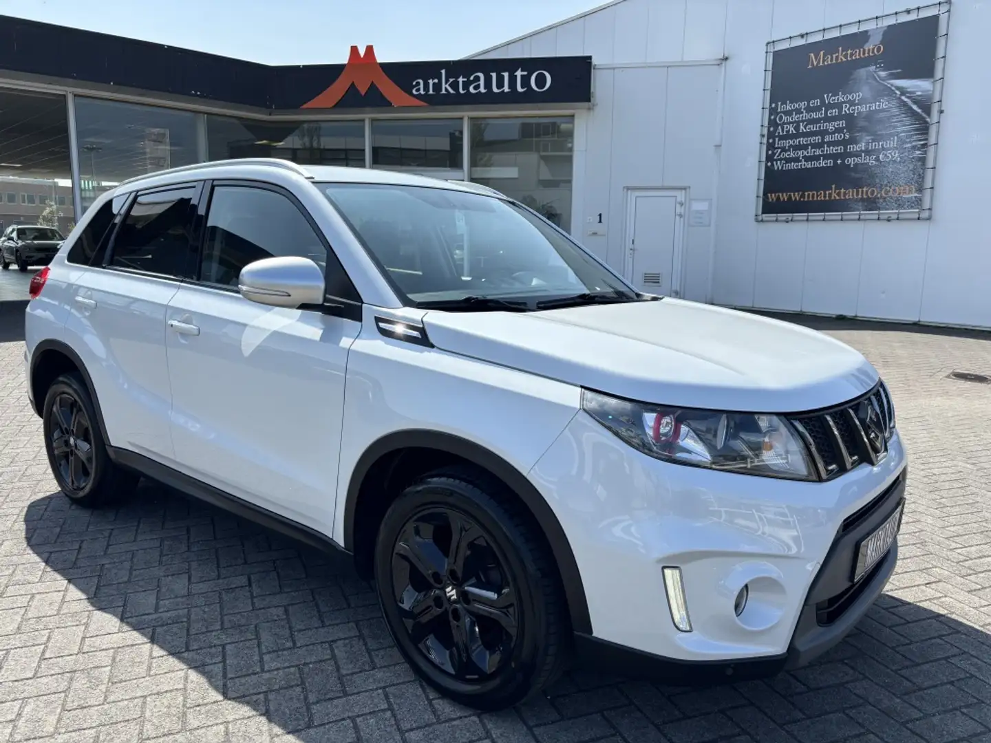 Suzuki Vitara 1.4 S Automaat Carplay Navi Bluetooth Parkeersenso Weiß - 1