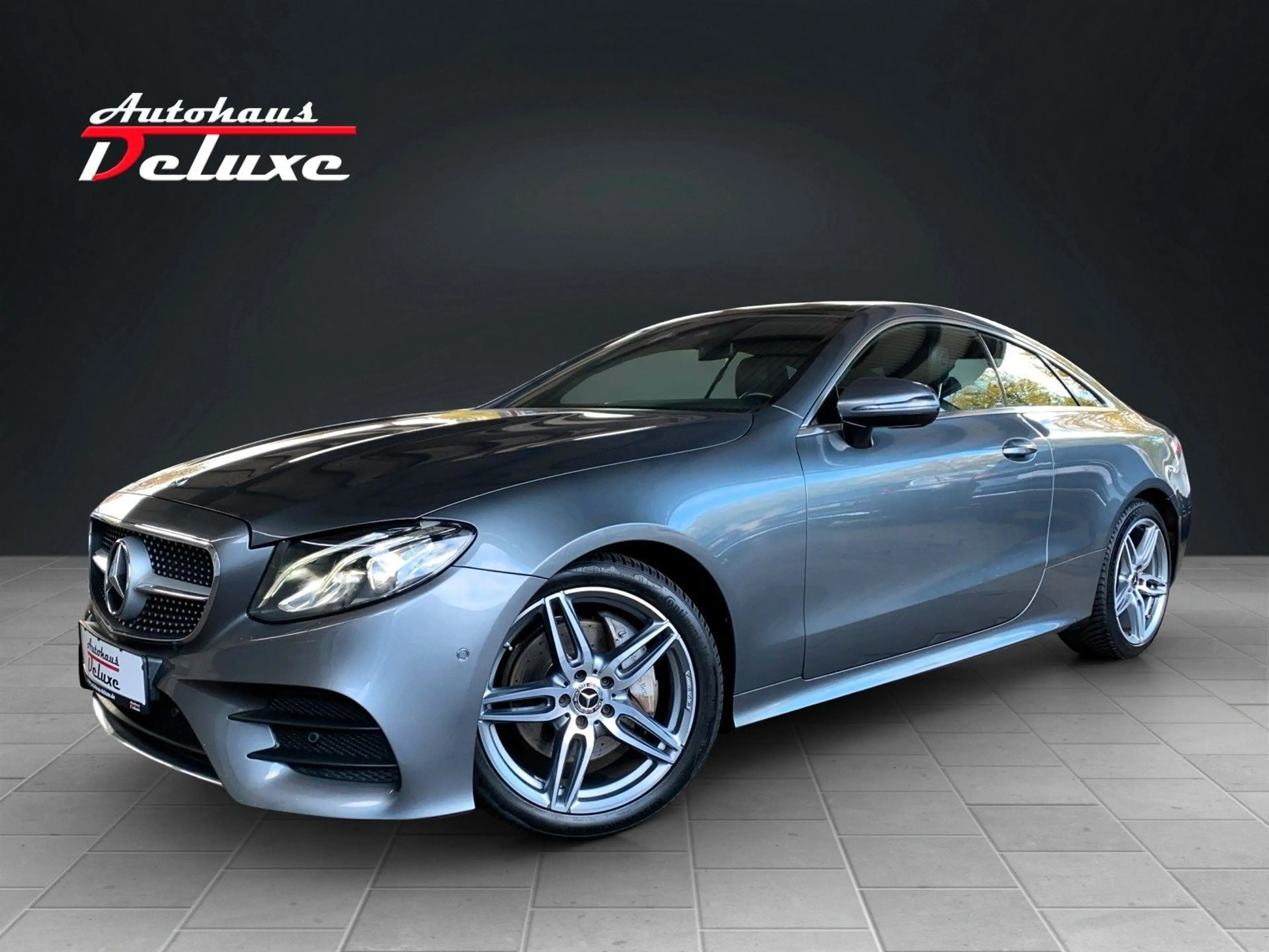 Mercedes-Benz E 220 d COUPE AMG-LINE NAVI-KAMERA-PANORAMA-LED