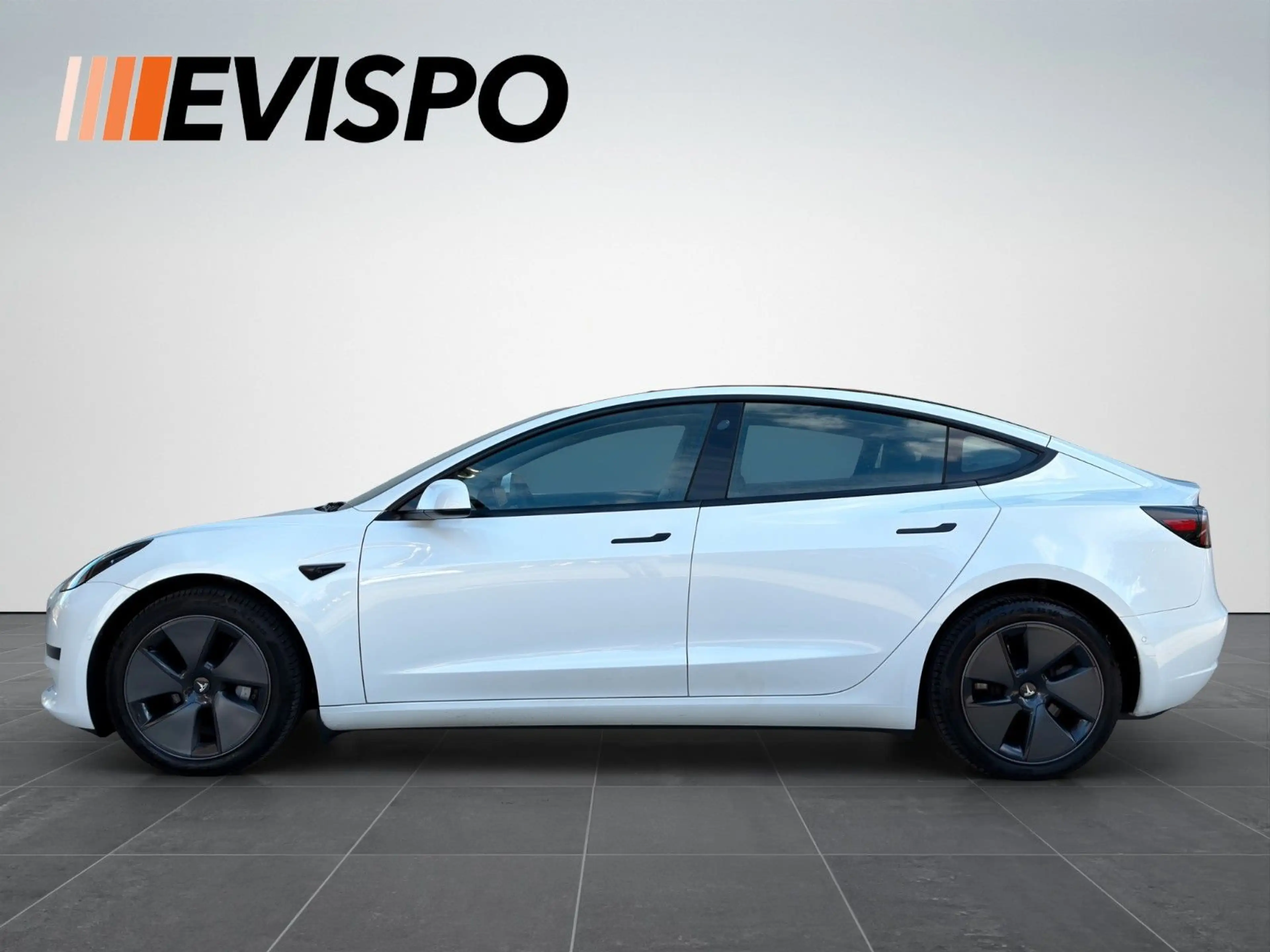 Tesla Model 3 RWD Facelift*Wärmepumpe*Doppelverglasung — photo 4