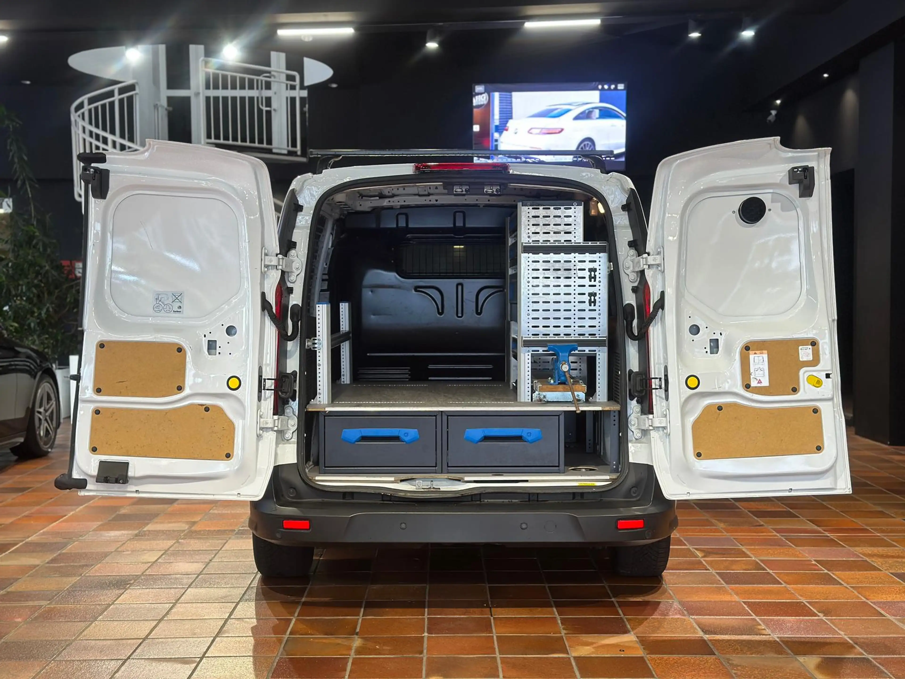 Ford Transit Connect SORTIMO-WERKSTATT BLIS TEMPO AHK SHZ TREND PDC DAC — photo 11
