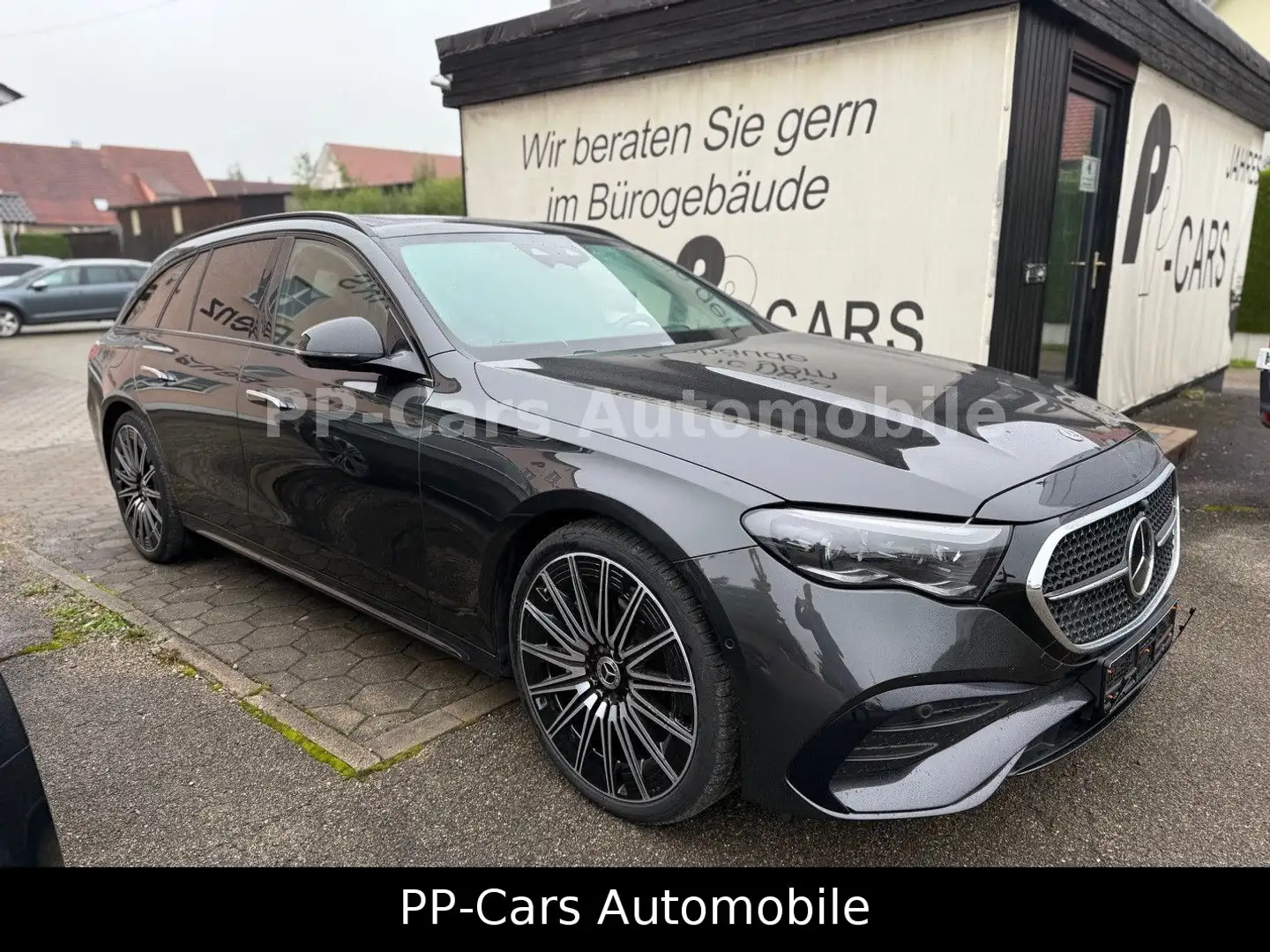 Mercedes-Benz E 220 d T AMG Premium+*Airmatic*STHZG*VOLL*NP106€ Grau - 1