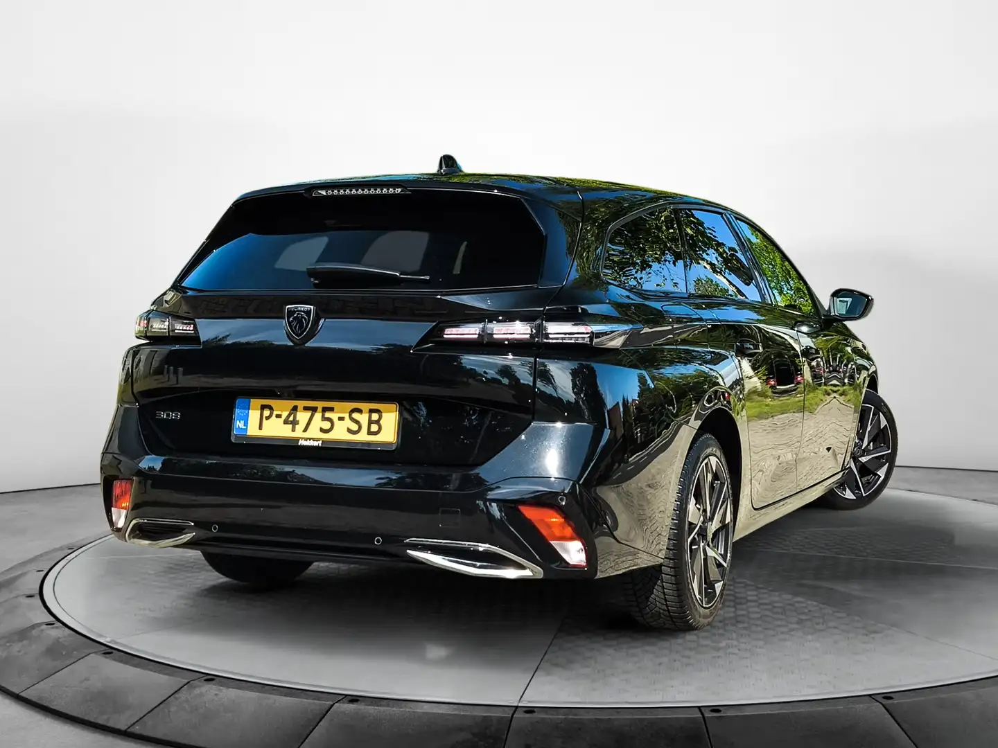 Peugeot 308 SW 1.2 PureTech Allure Pack Business (131 PK) 1e-E Zwart - 2