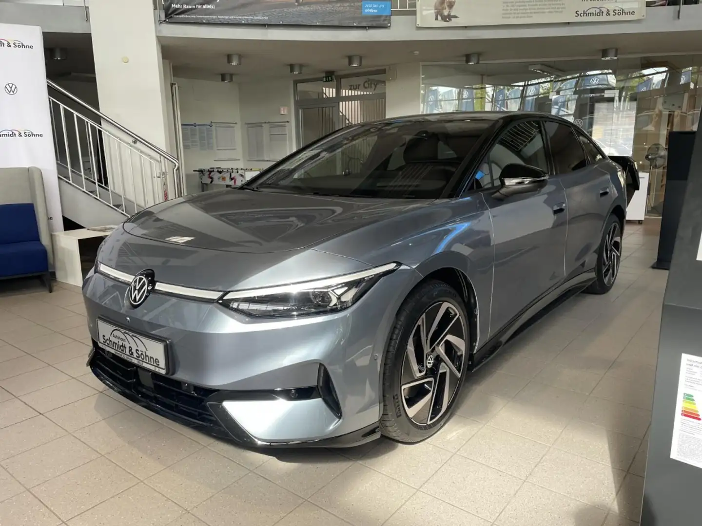 Volkswagen ID.7 Pro S 210 kW (286 PS) 86 kWh 1-Gang-Automatik Blau - 1