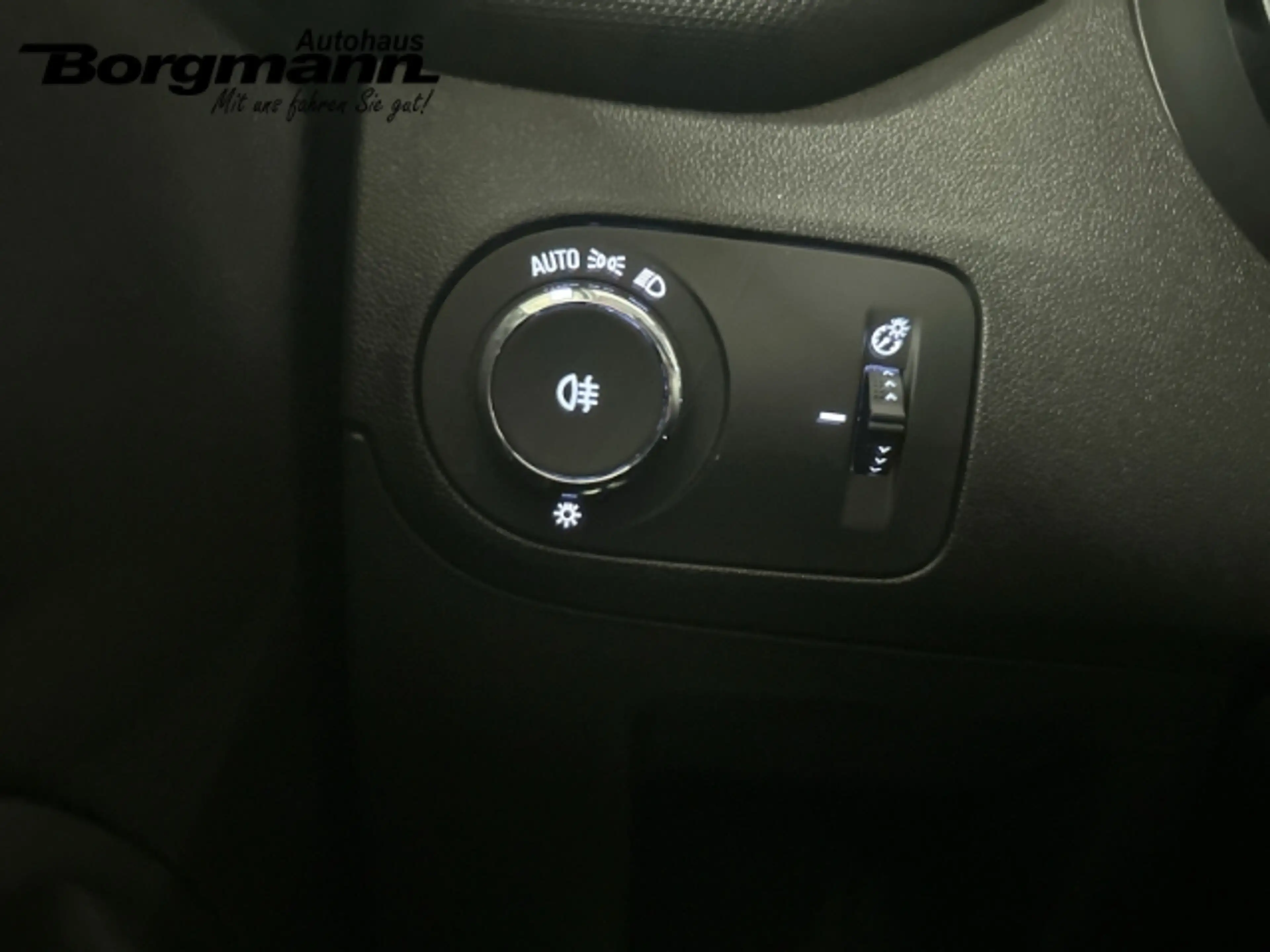 Opel Crossland 1.2 Elegance LED - Ganzjahresreifen - Apple Carpla — photo 15