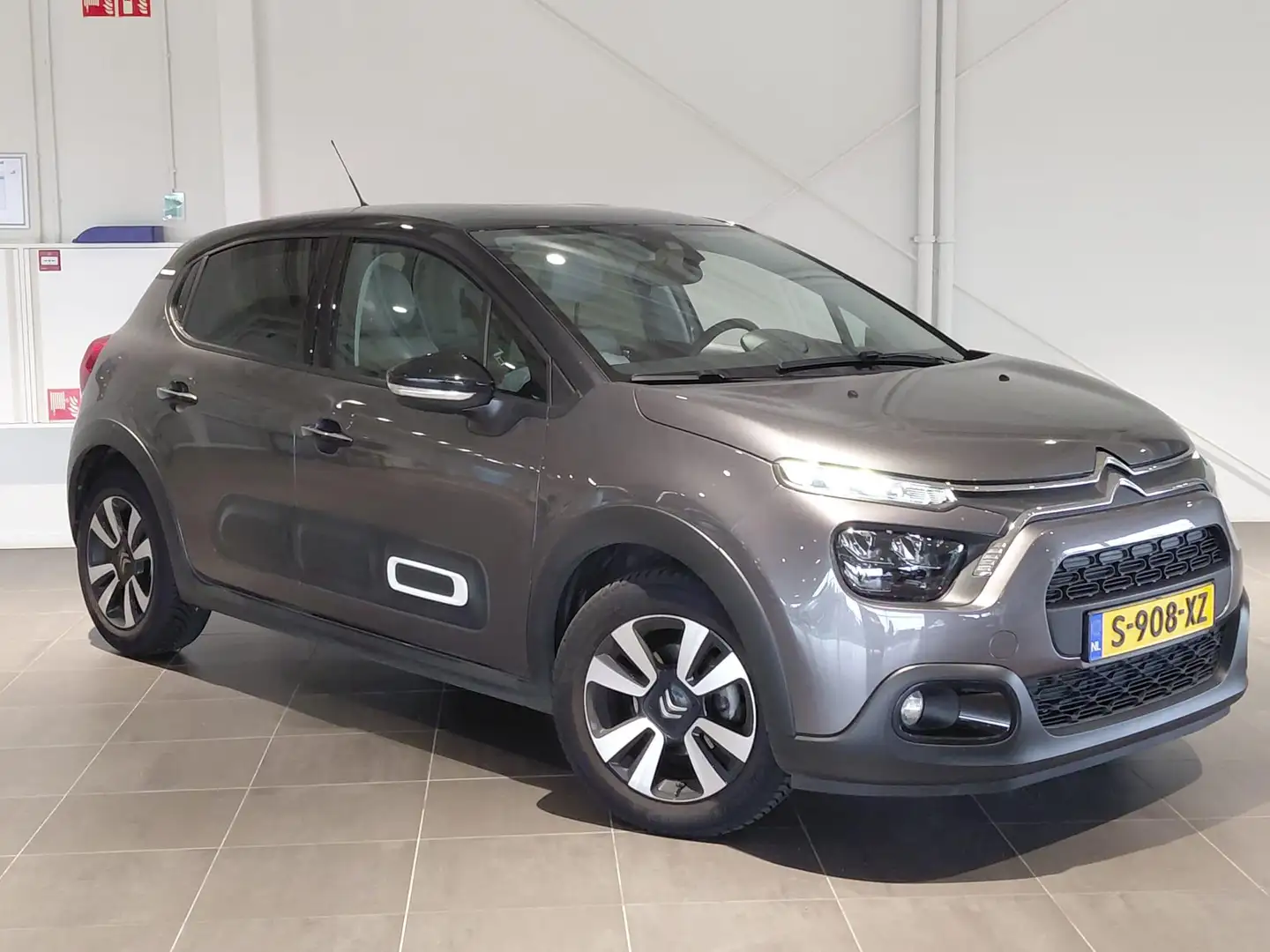 Citroen C3 1.2 PureTech Feel Edition Grijs - 2