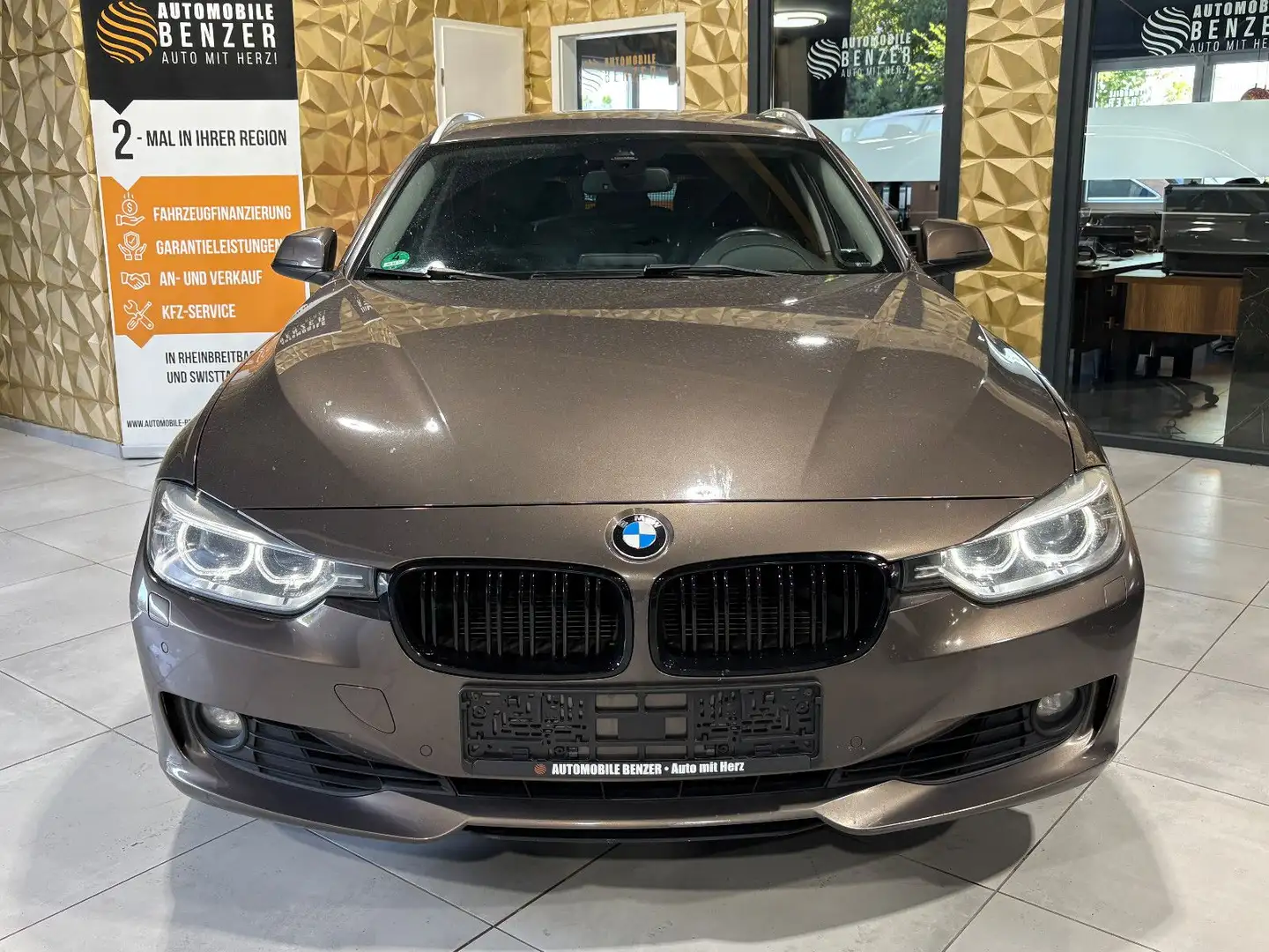 BMW 325 Baureihe 3 Touring 325 d/NAVI/PDC/SHZ/KLIMA/ Brązowy - 2