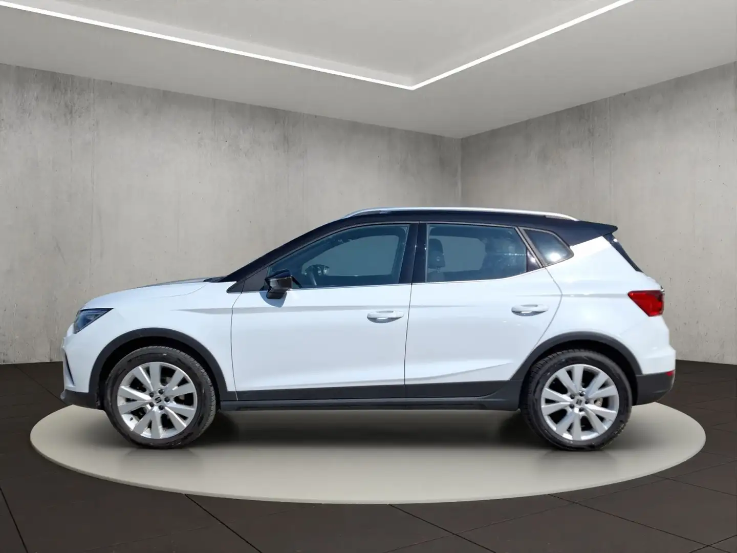SEAT Arona 1.0 TSI Xperience Allwetterreifen Keyless Schwarz - 2