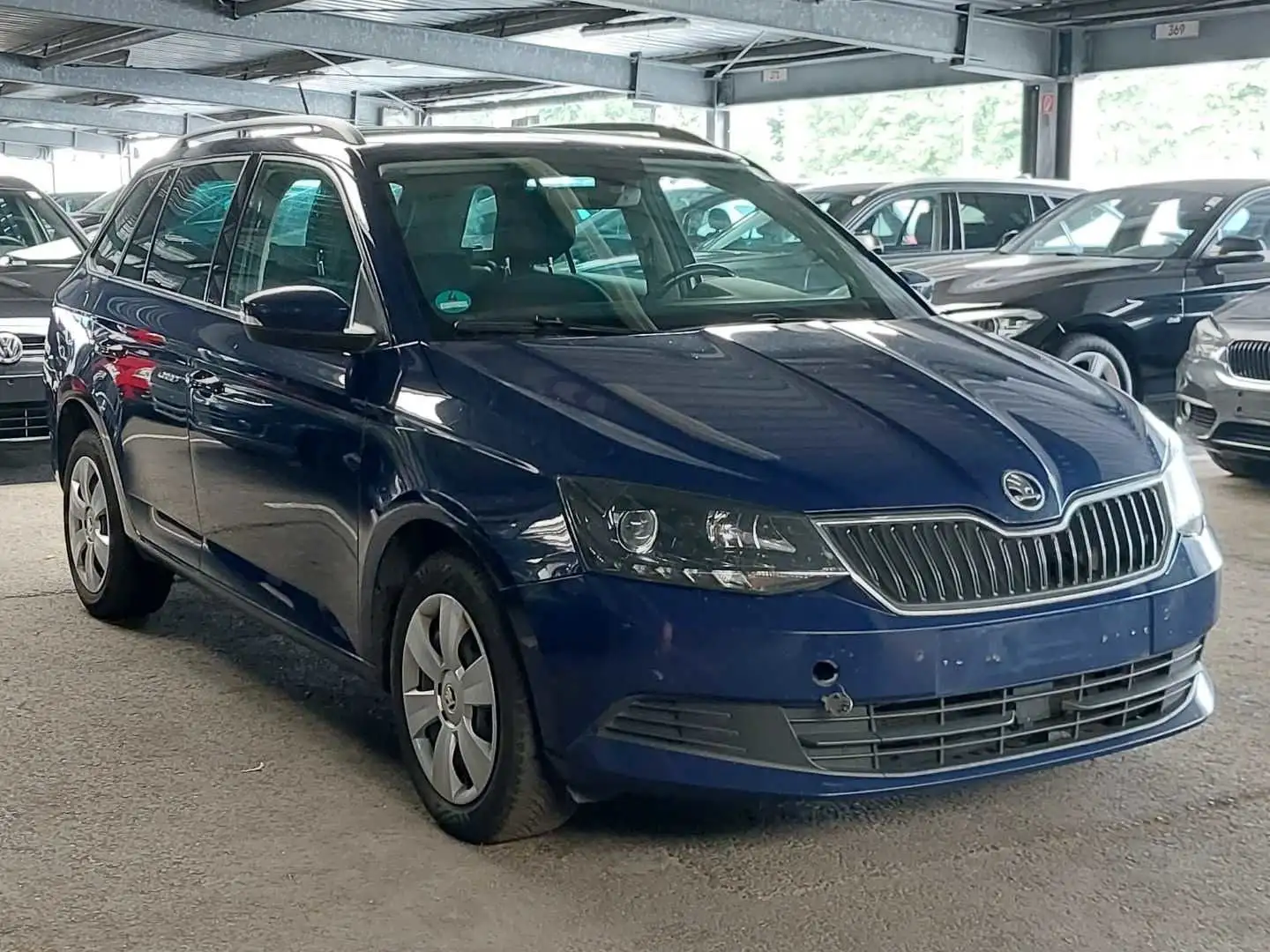 Skoda Fabia Combi Ambition / ACC / NAVI Blau - 1