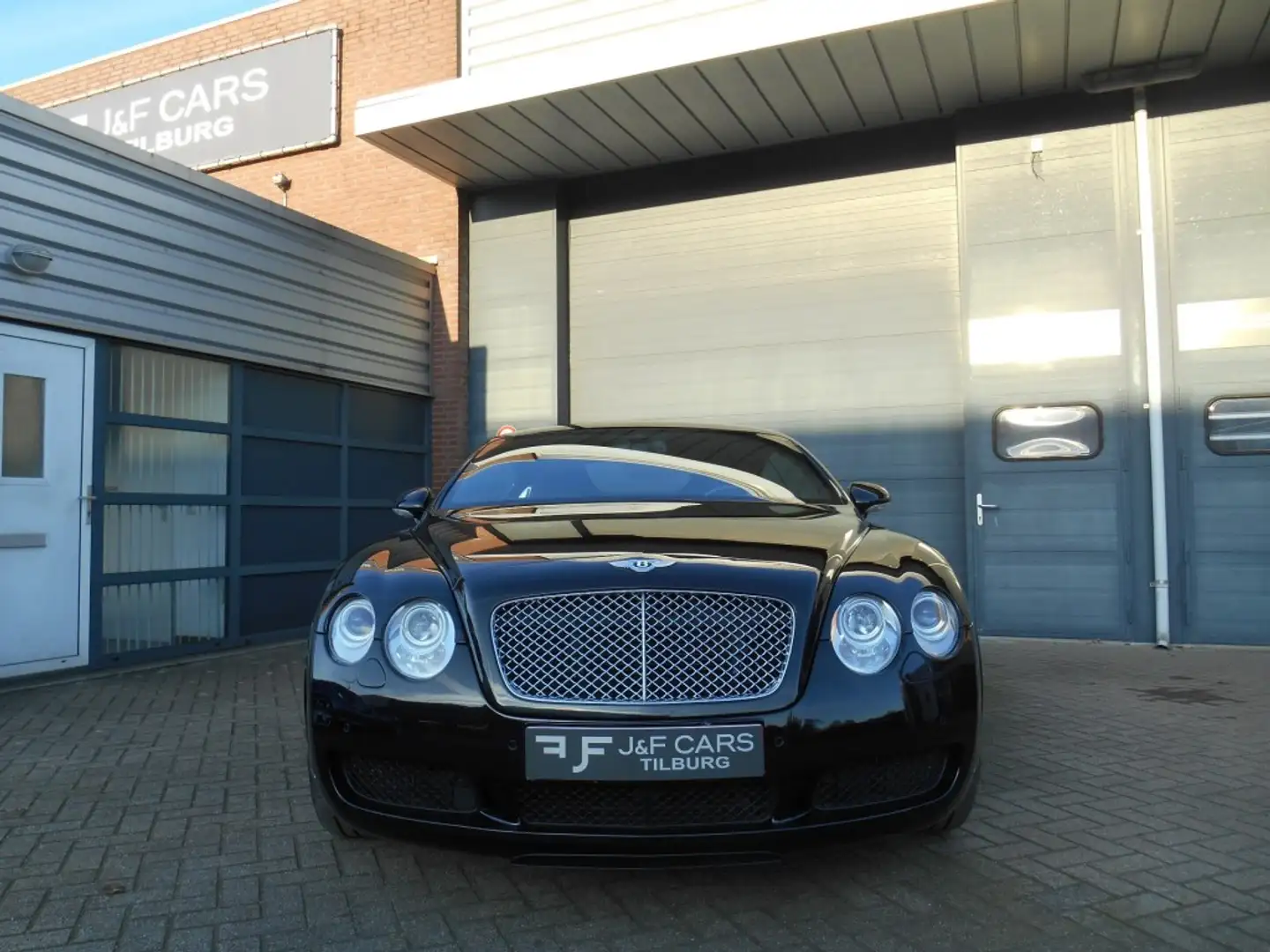 Bentley Continental GT Mulliner 6.0 W12 Fekete - 2