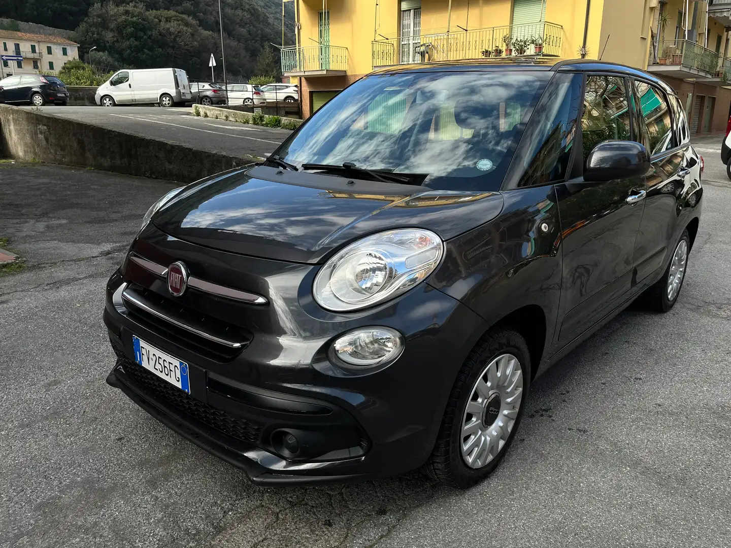 Fiat 500L 500L Living Urban 95cv 7posti Cambio Aut. Nero - 1