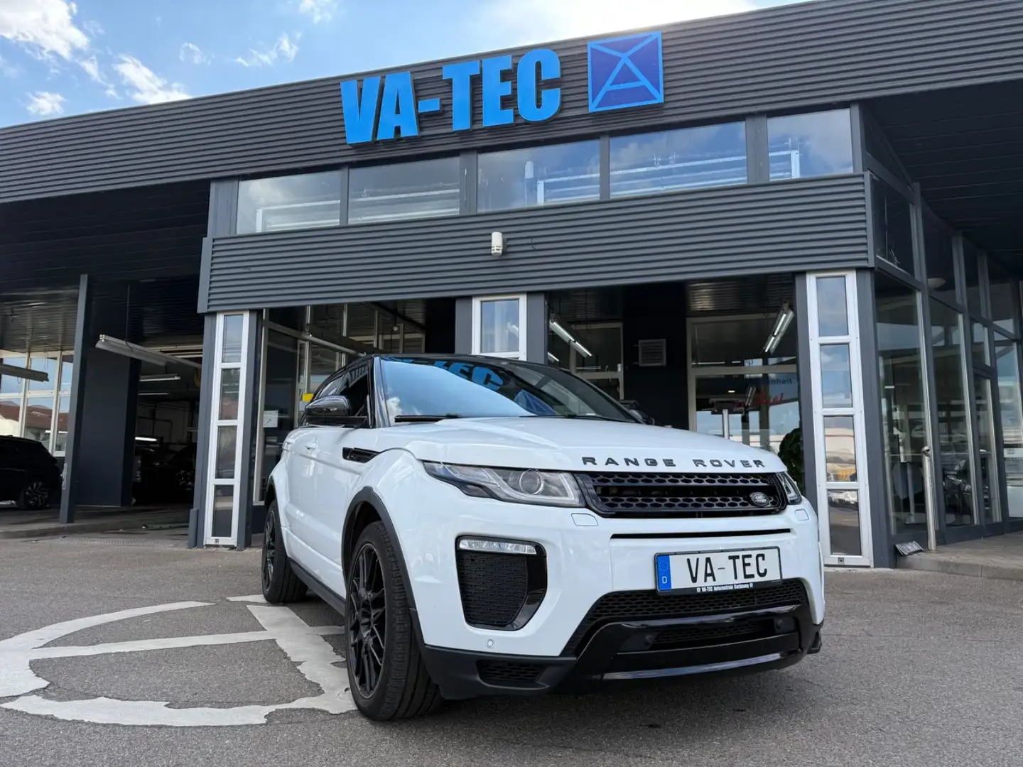 Land Rover Range Rover Evoque SE Dynamic Weiß - 1