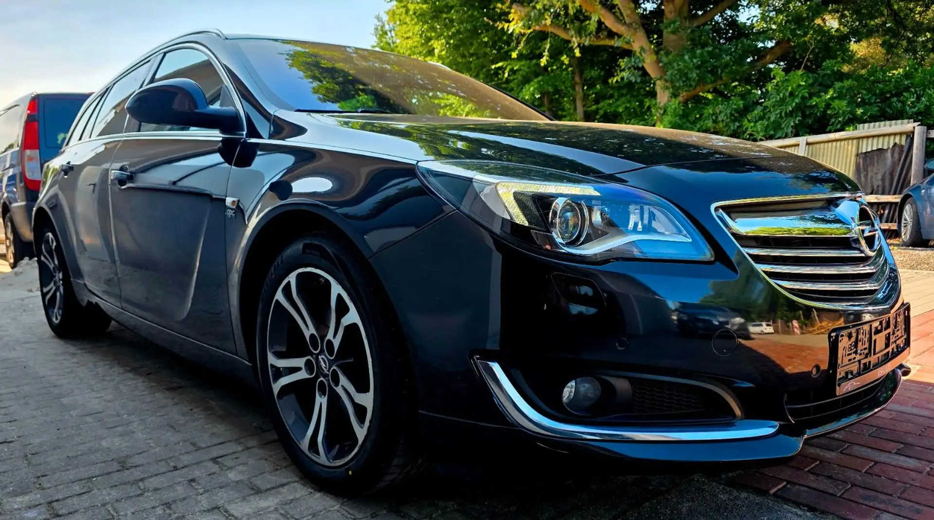 Opel Insignia ST 2.0 CDTI OPC-LINE NAVI LEDER XENON Noir - 2