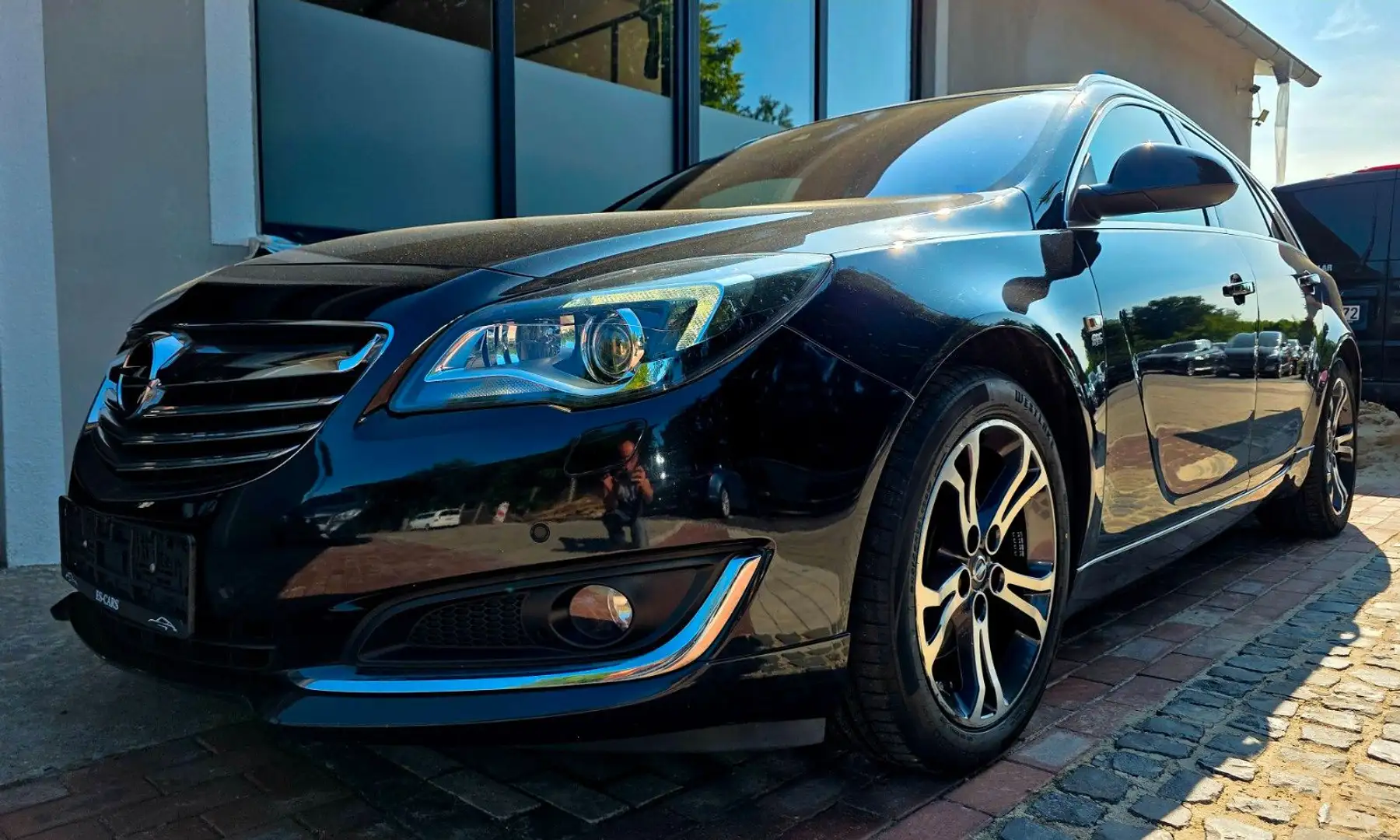 Opel Insignia ST 2.0 CDTI OPC-LINE NAVI LEDER XENON Noir - 1