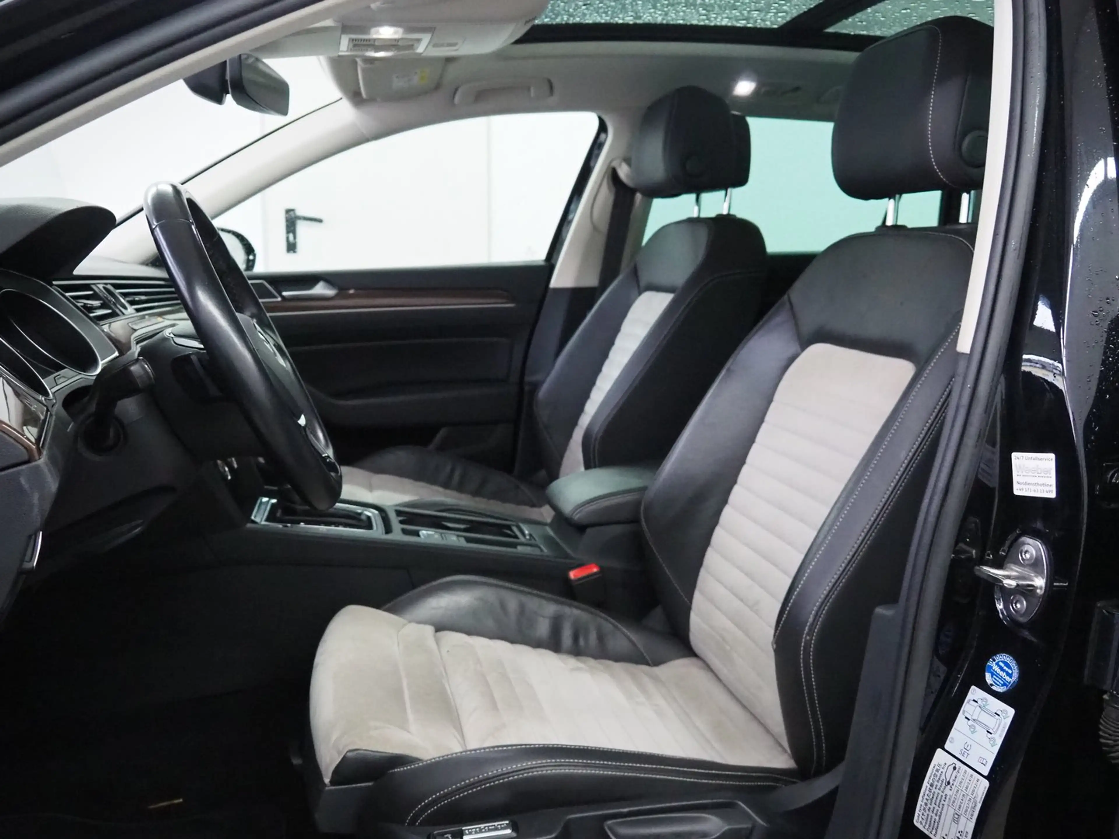 Volkswagen Passat Variant HL TDI SCR 4MOTION DSG — photo 10