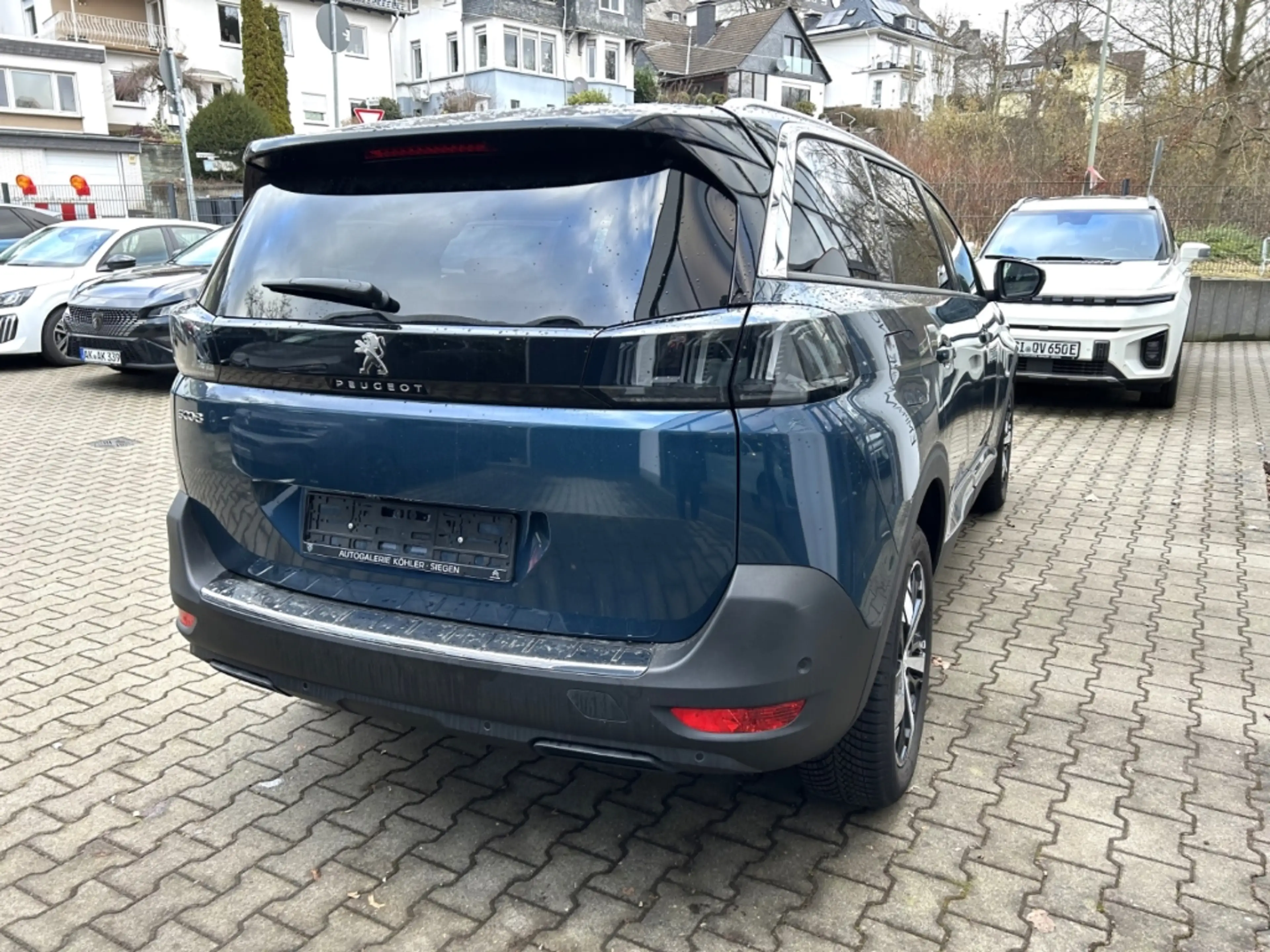 Peugeot 5008 1.2 Allure Pack 130 ACC SITZHEIZUNG KAMERA — photo 6