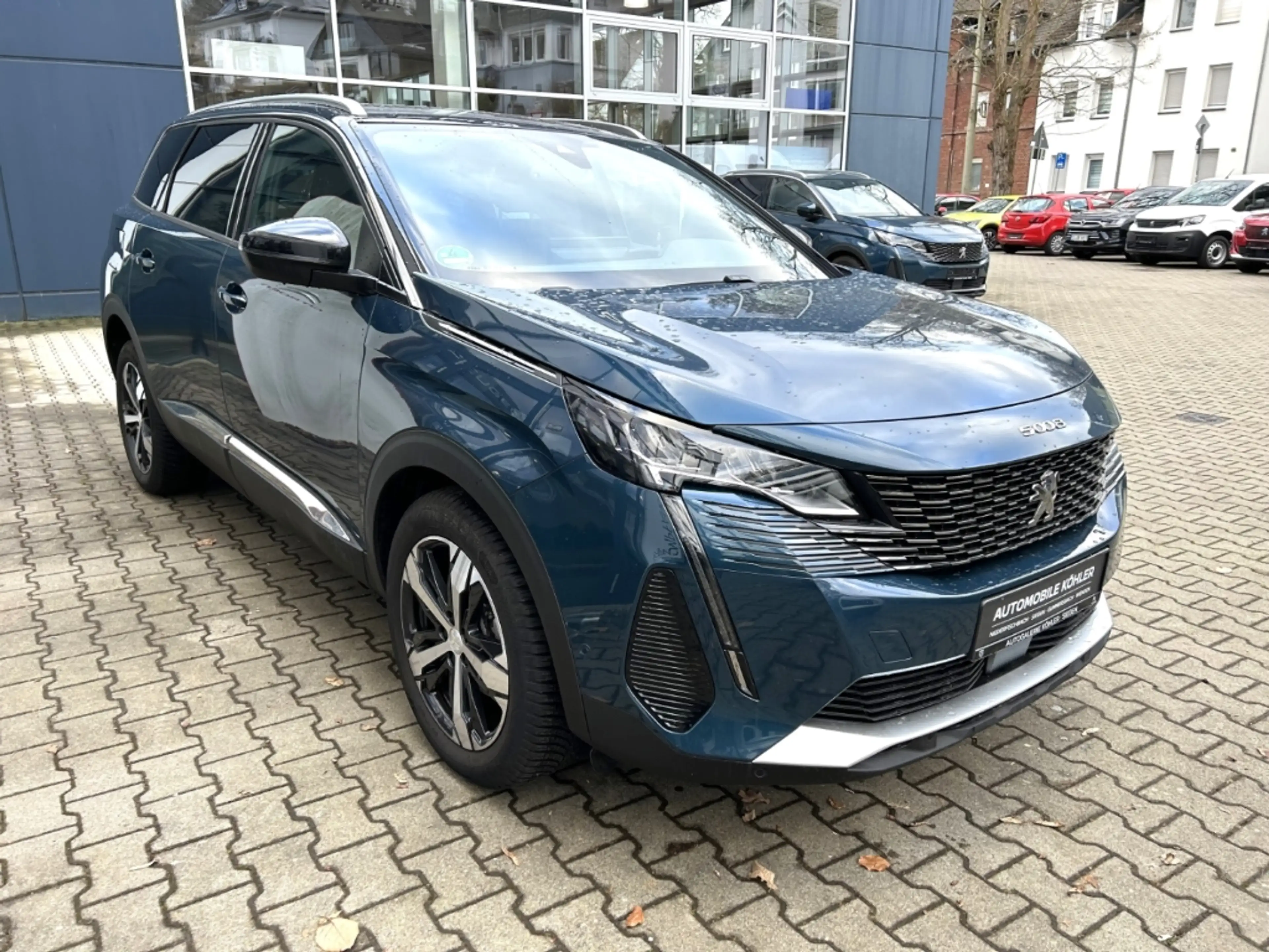 Peugeot 5008 1.2 Allure Pack 130 ACC SITZHEIZUNG KAMERA — photo 7