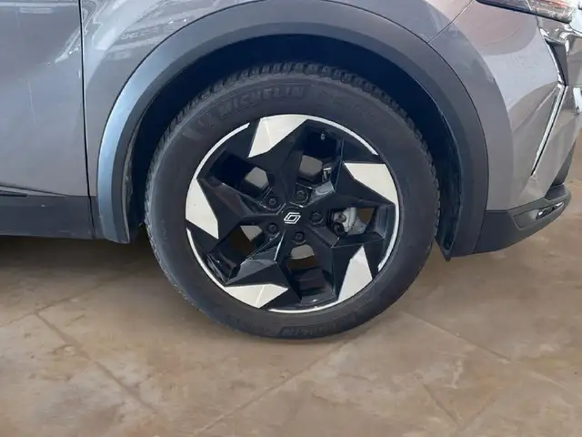 Renault Captur view 6