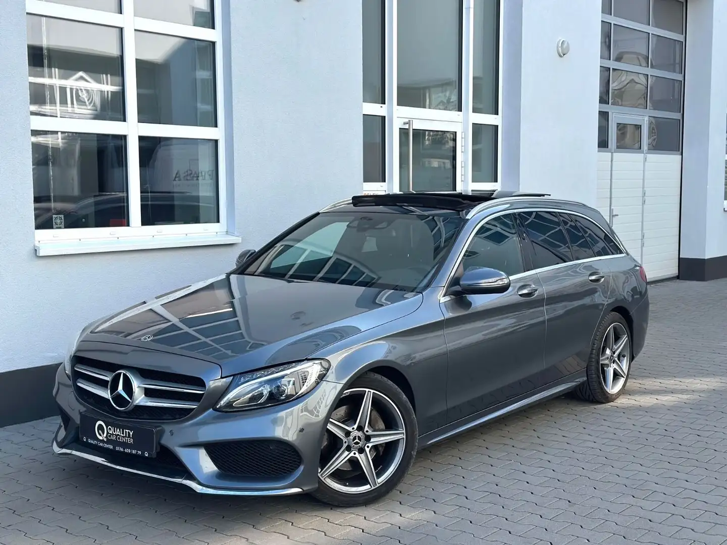 Mercedes-Benz C 220 T 9G AMG *PANO*AHK*HEAD-UP*2H* Grau - 2