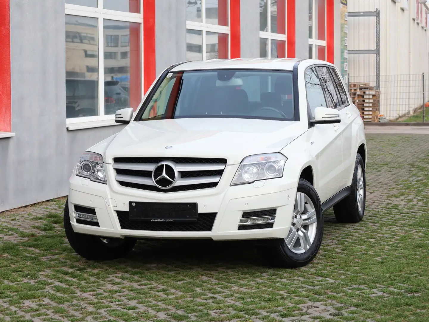 Mercedes-Benz GLK 200 GLK 200 CDI (204.901) White - 1