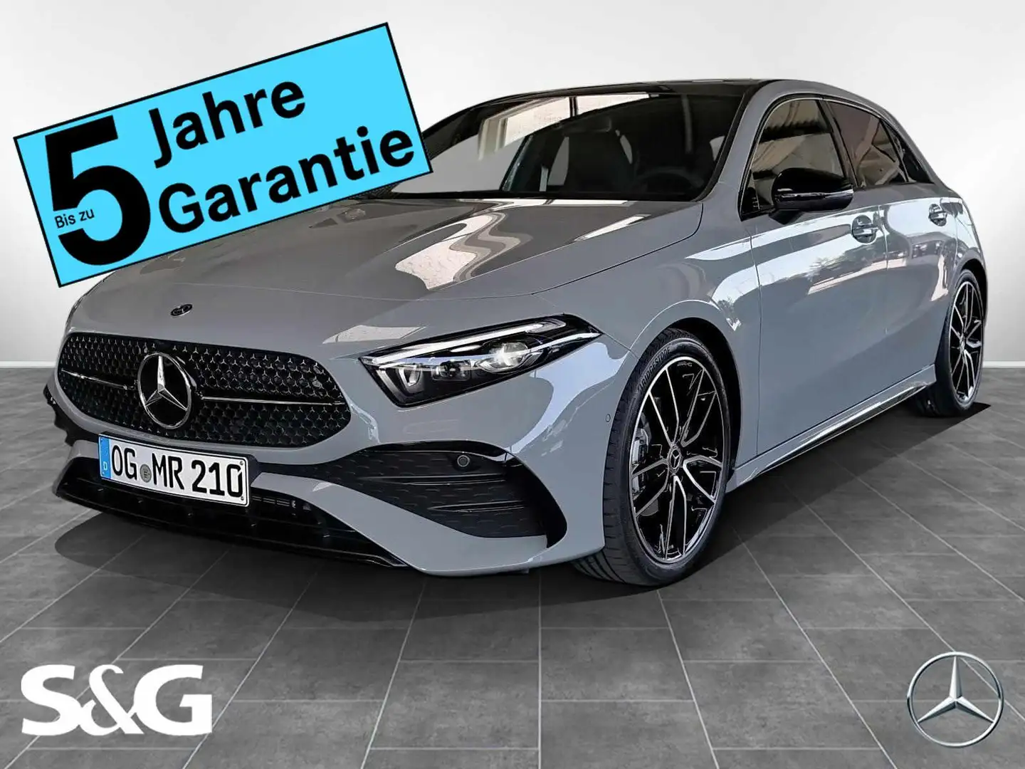 Mercedes-Benz A 200 AMG MBUX+RüKam+M-LED+Pano+Night+Navigation Grigio - 1