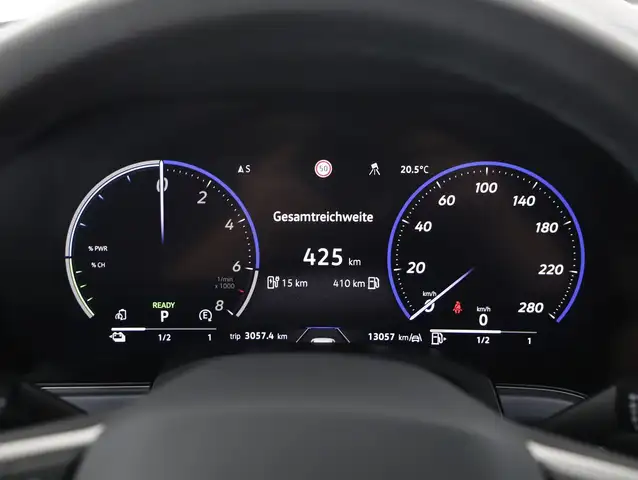 Volkswagen Touareg view 13