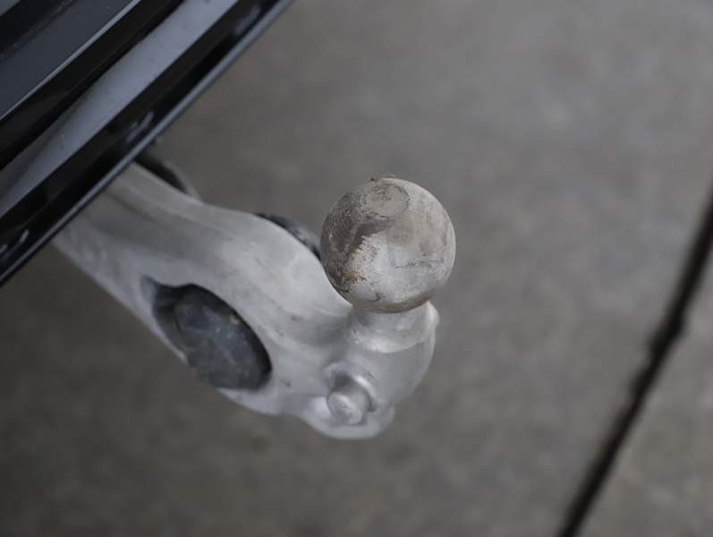 Volkswagen Touareg R eHybrid TSI 4MOTION — photo 27