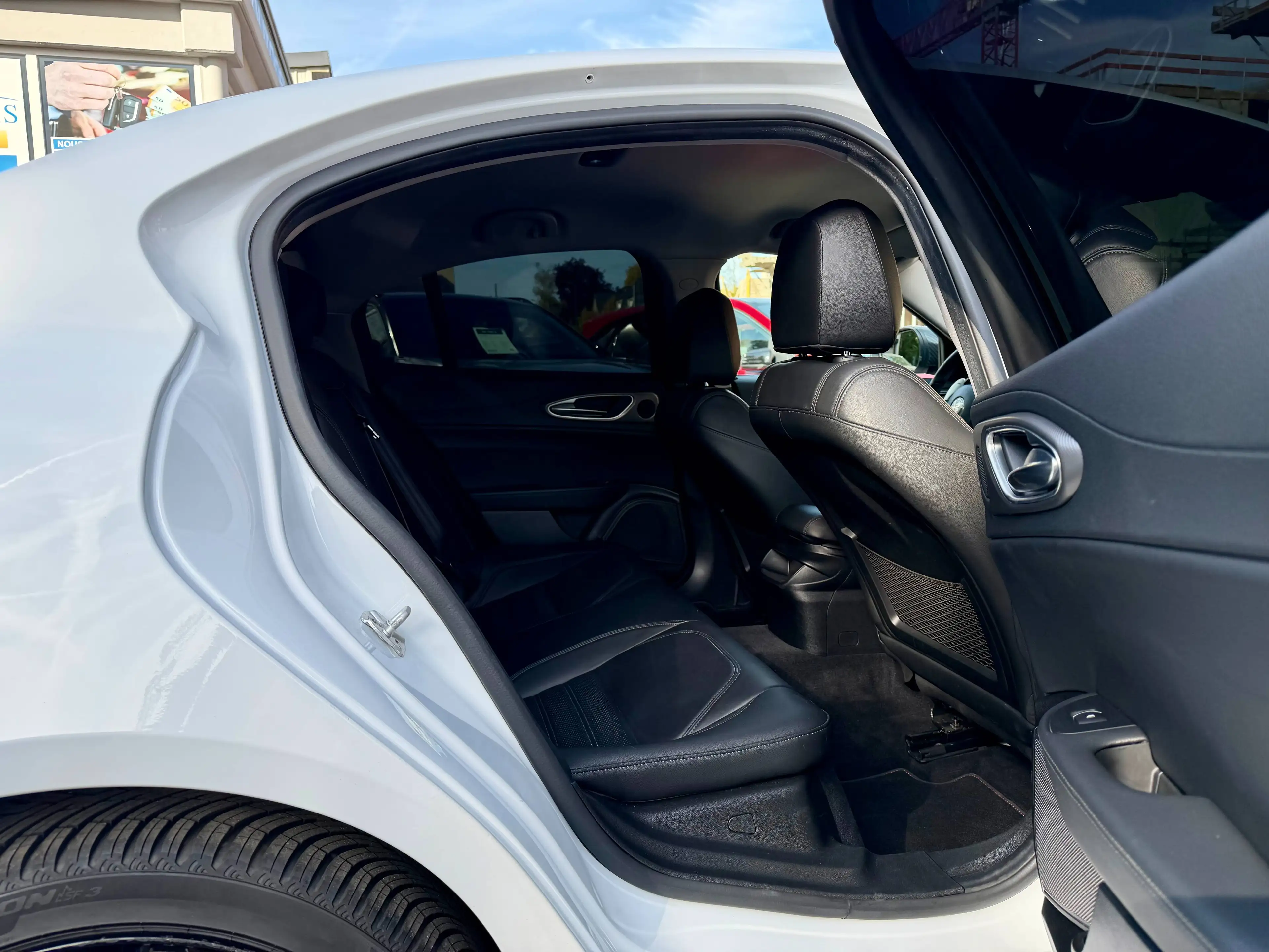 Alfa Romeo Giulia Veloce Q4 — photo 10
