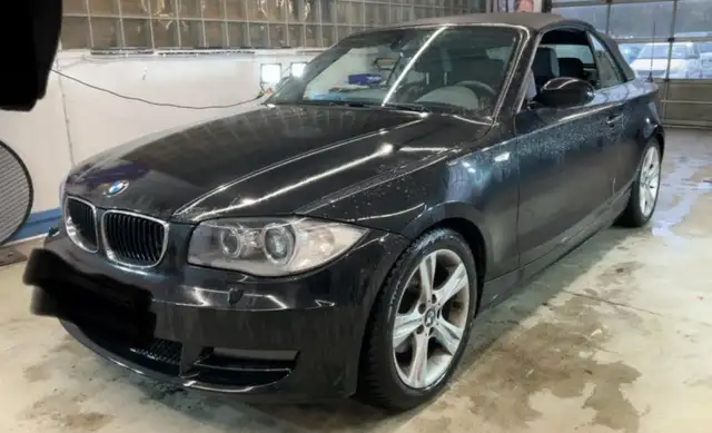 BMW 120 (E88) 120I 170CH LUXE