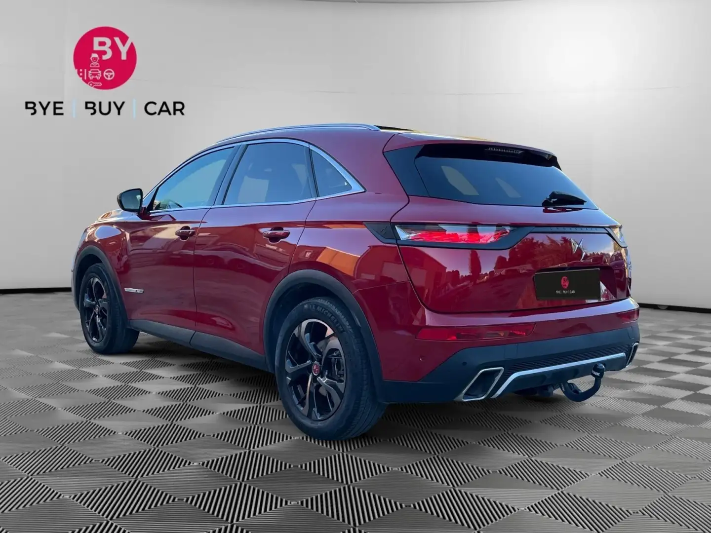 DS Automobiles DS 7 Crossback Performance Line - 1.6 - 225 - BV EAT8 - Garantie 12 mois Červená - 2