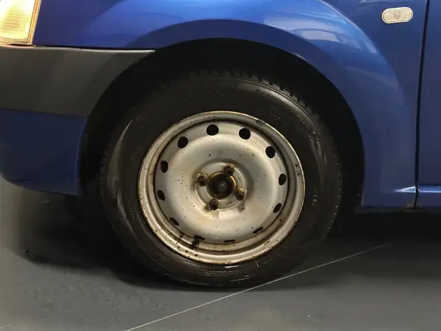 Dacia Logan view 9