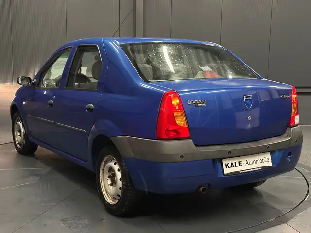 Dacia Logan view 3