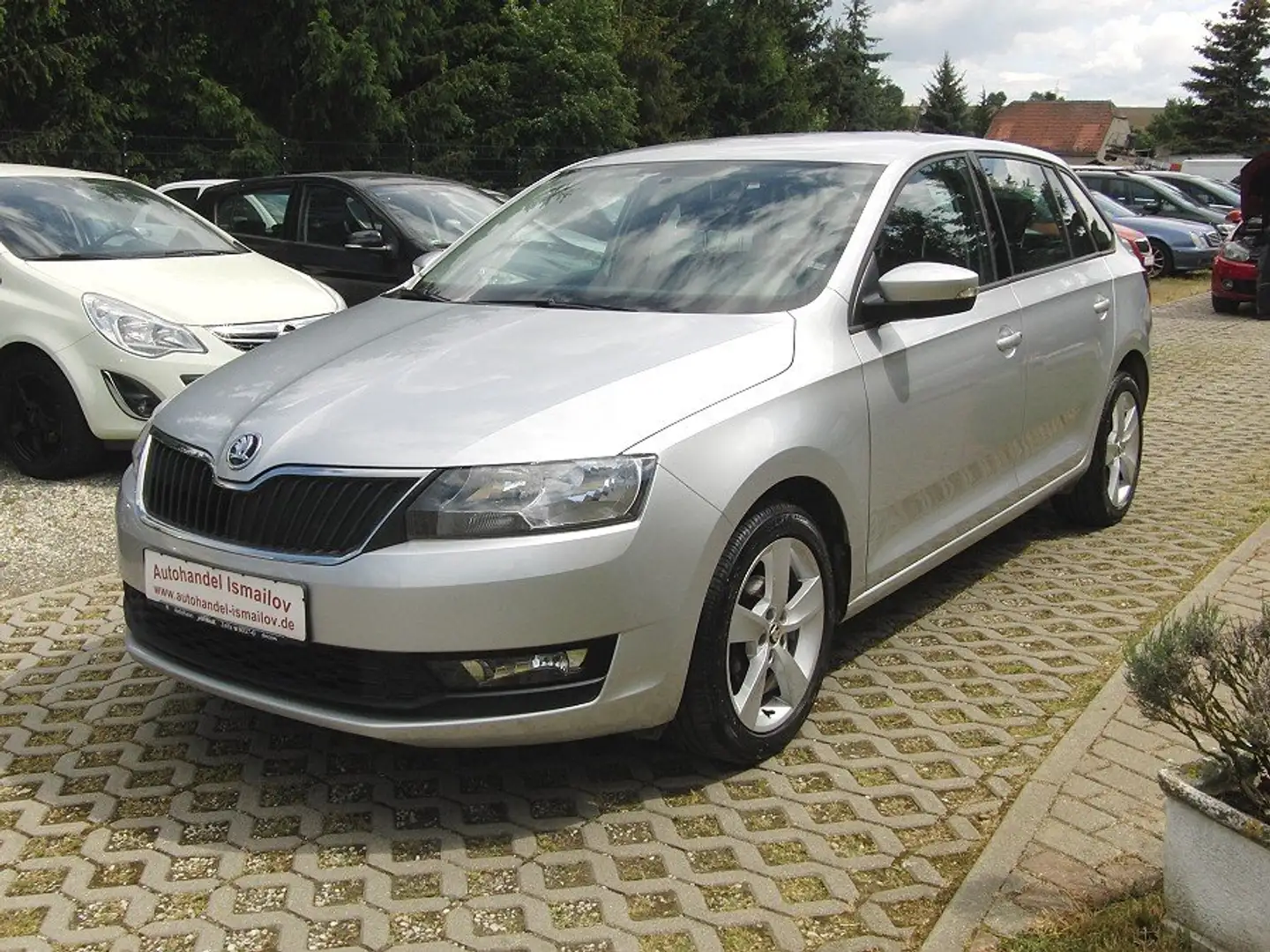 Skoda Rapid/Spaceback Rapid Spaceback 1.0 TSI Silber - 1