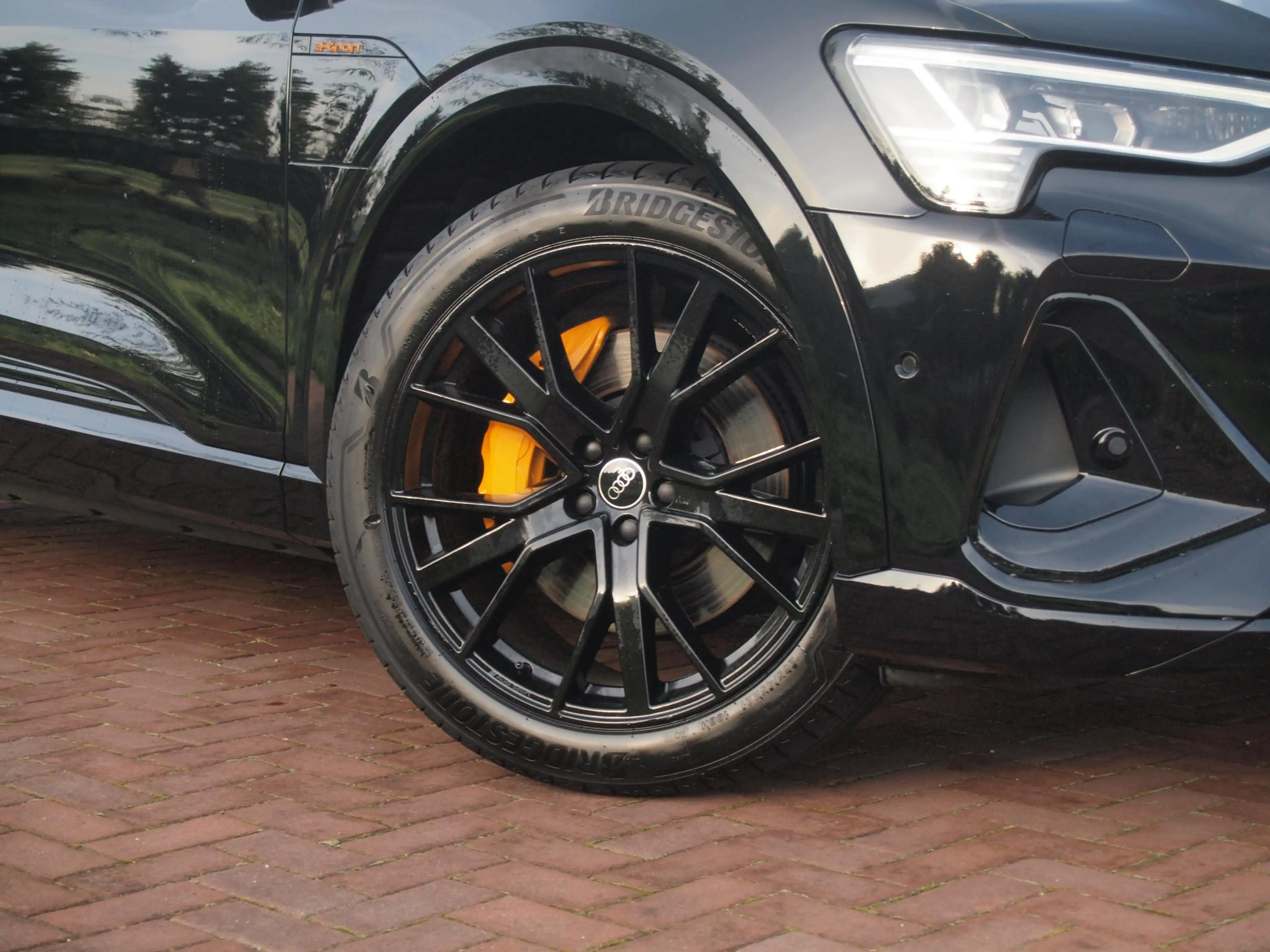 Audi e-tron Sportback 55 quattro S edition 95 kWh | Panoramada — photo 12